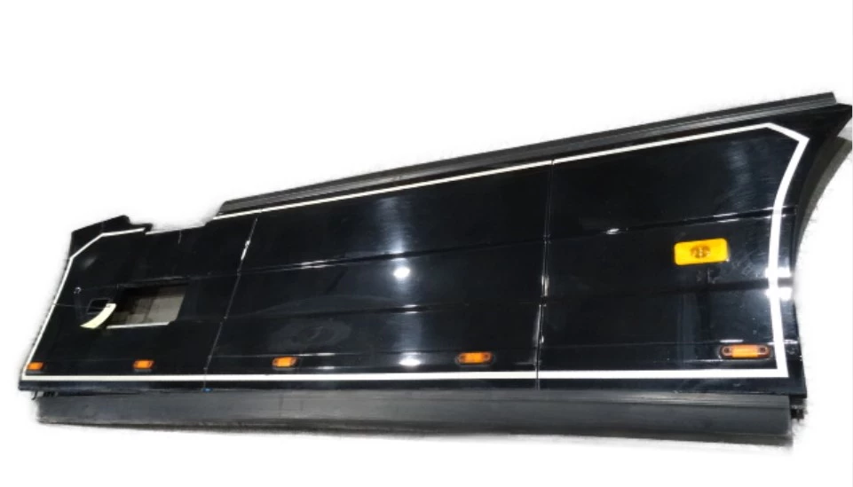 Volvo FH - ZIJSKIRT LINKS FH-4 afbeelding 1