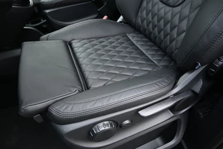 Mercedes-Benz V-Class 2024 - 250d L2 DC bild 19