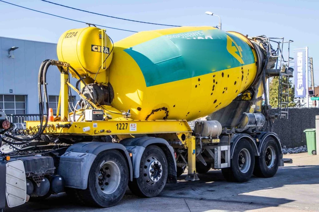 MOL 2013 - MOL-BETON MIXER/MALAXEUR/MISCHER 10M3 immagine 6