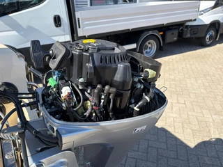 Malta  470S  - Polyester Sloep 10PK 4takt Honda inc kussens nieuwstaat + Trailer MARGE bild 18