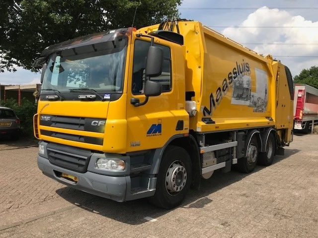 DAF 2009 - 75CF 250 6X2 EEV GEESINK GPM111 immagine 1