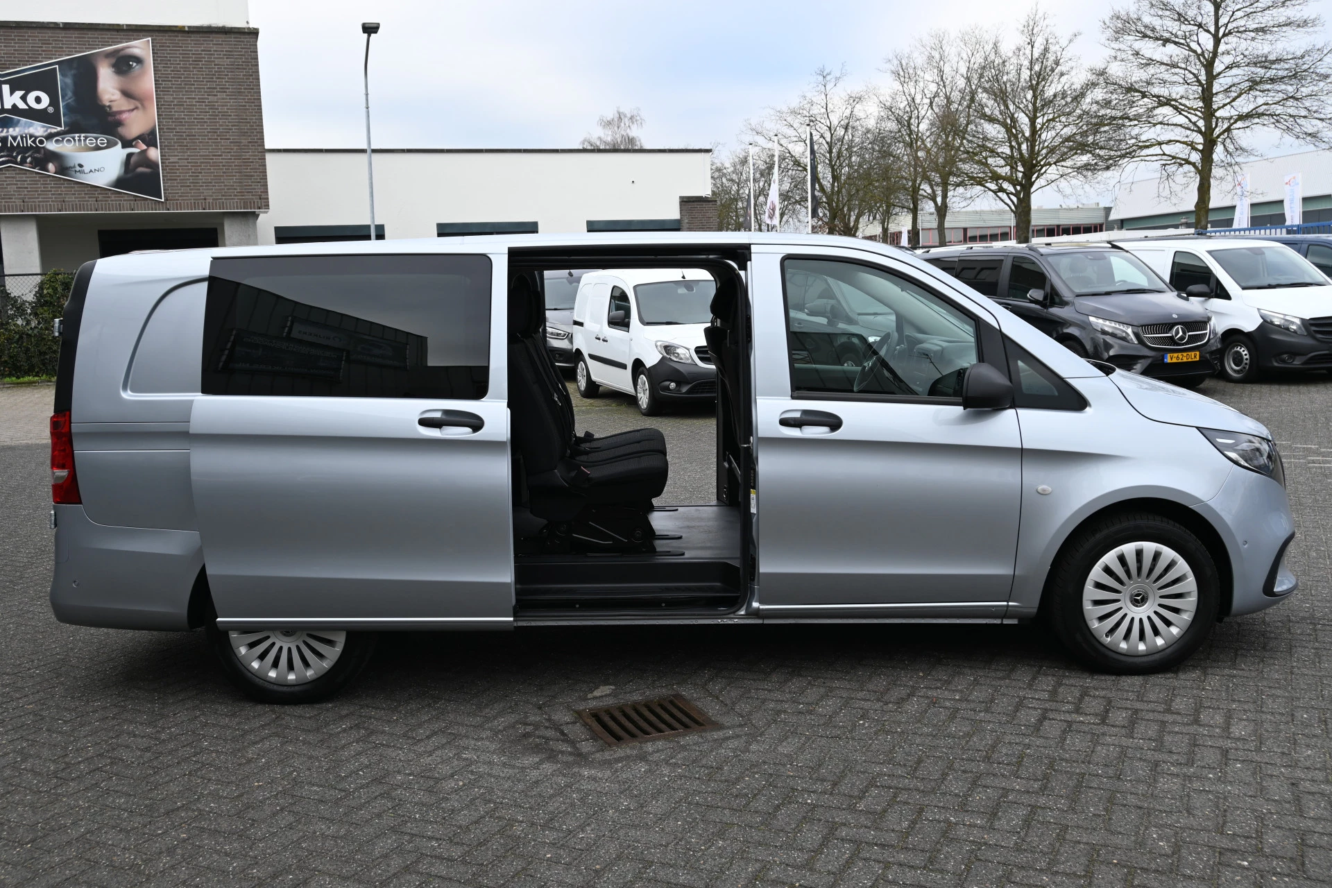 Mercedes-Benz Vito 2024 - 116 CDI DC L3 Pro image 3