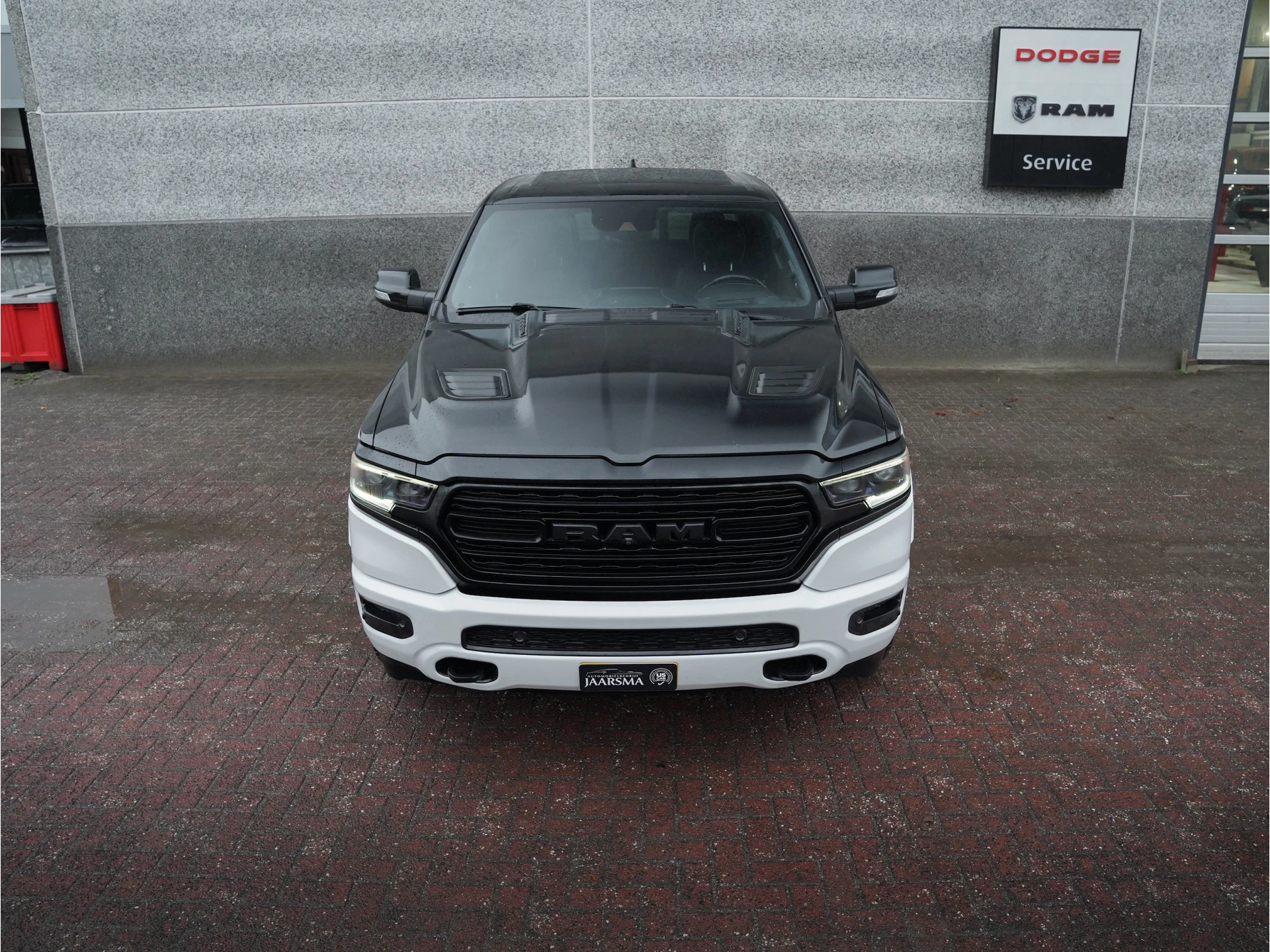 Dodge Ram 1500 2022 - 5.7 V8 4x4 Crew Cab Limited Night изображение 33