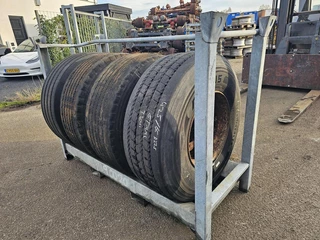 BRIDGESTONE TRAILER BAND |425/65 R 22.5 | 12-12-6-3 MM PROFIEL. 2010 - N/A image 4