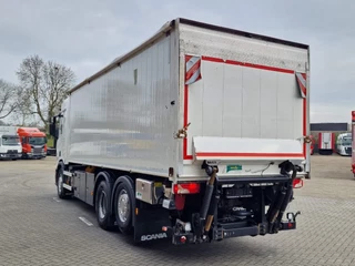 Scania R 2017 - R500 NGS 6x2 - Food tipper 4 compartments - Loadlift - Compressor - Retarder - Full air obrazek 8