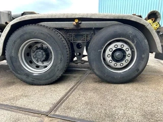 DAF 95.480 2000 - XF SPACECAB 6x2 WITH HOOK-ARM SYSTEM (EURO 3 / ZF16 MANUAL GEARBOX / ZF-INTARDER / STEEL-/AIR SUSPENSION / AIRCONDITIONING) image 12