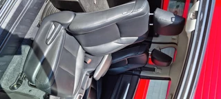 Toyota Hilux 2022 - 2.4 D-4D 4x4 Automaat | 150pk | Luxe uitvoering Hilux 2.4 D-4D 4x4 Automaat afbeelding 65
