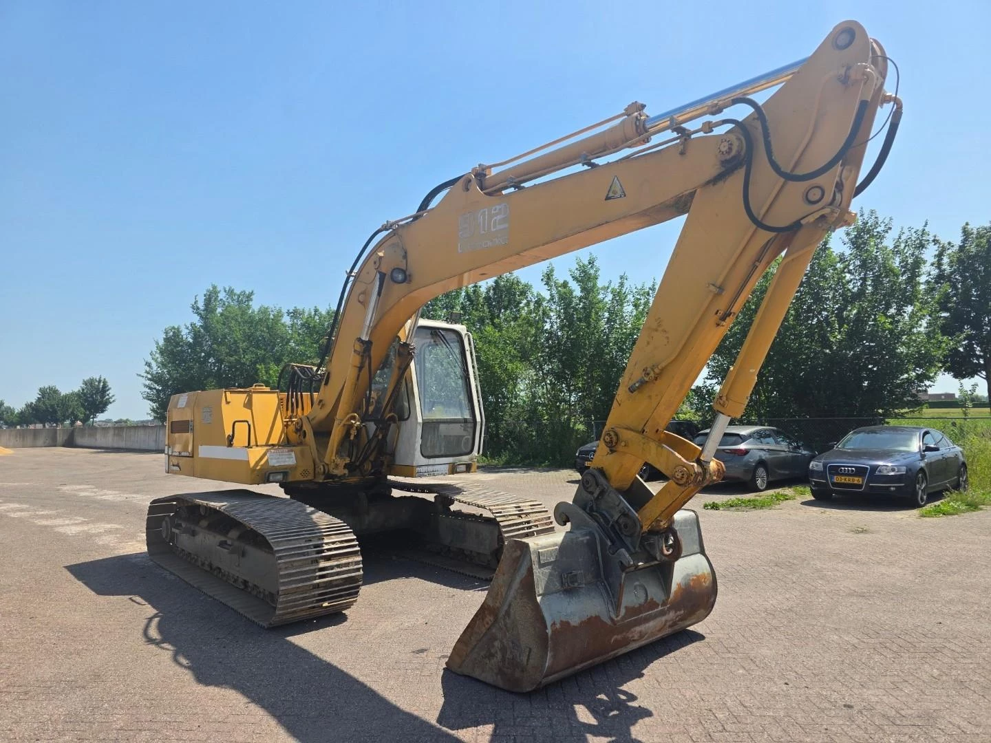 Liebherr R 912 LC crawler excavator 1991 afbeelding 3