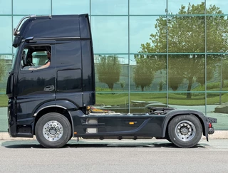 Mercedes-Benz Actros 2020 - 1943 GIGA SPACE ONLY 361.000 KM SUPER CONDITION NL TRUCK obrazek 2