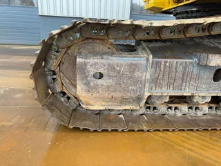 Komatsu HB215LC-1 HB 2012 - N/A image 10