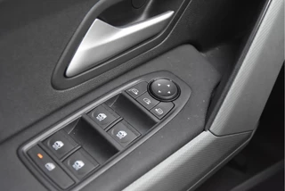 Dacia Duster 2025 - 1.6 Hybrid 140 Extreme | Winter + Techno Pack | image 11
