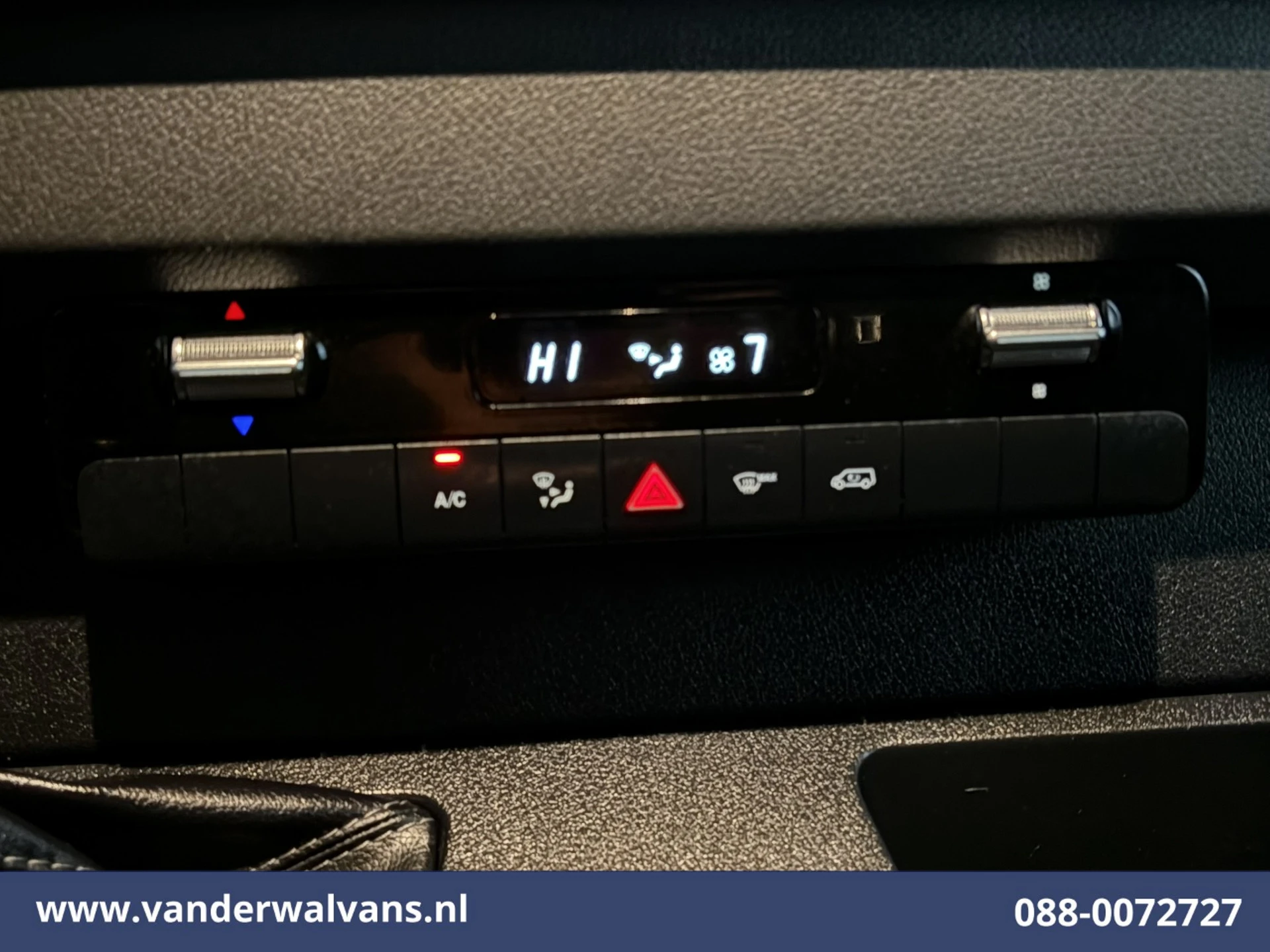 Mercedes-Benz Sprinter 2023 - 317 CDI 170pk L3H2 Euro6 Airco | 360 Graden Camera | Navigatie | Apple Carplay | Chauffeursstoel obrázek 9