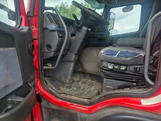Volvo FM 2007 - 300 4x2 - Livestock 1 deck - Euro 4 - I shift image 6