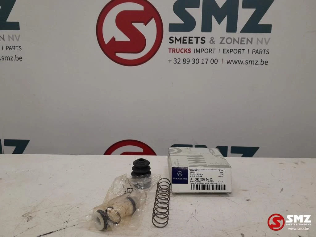 Mercedes-Benz - Reparatieset hoofdkoppelingscilinder mercedes 2636 obrázek 1