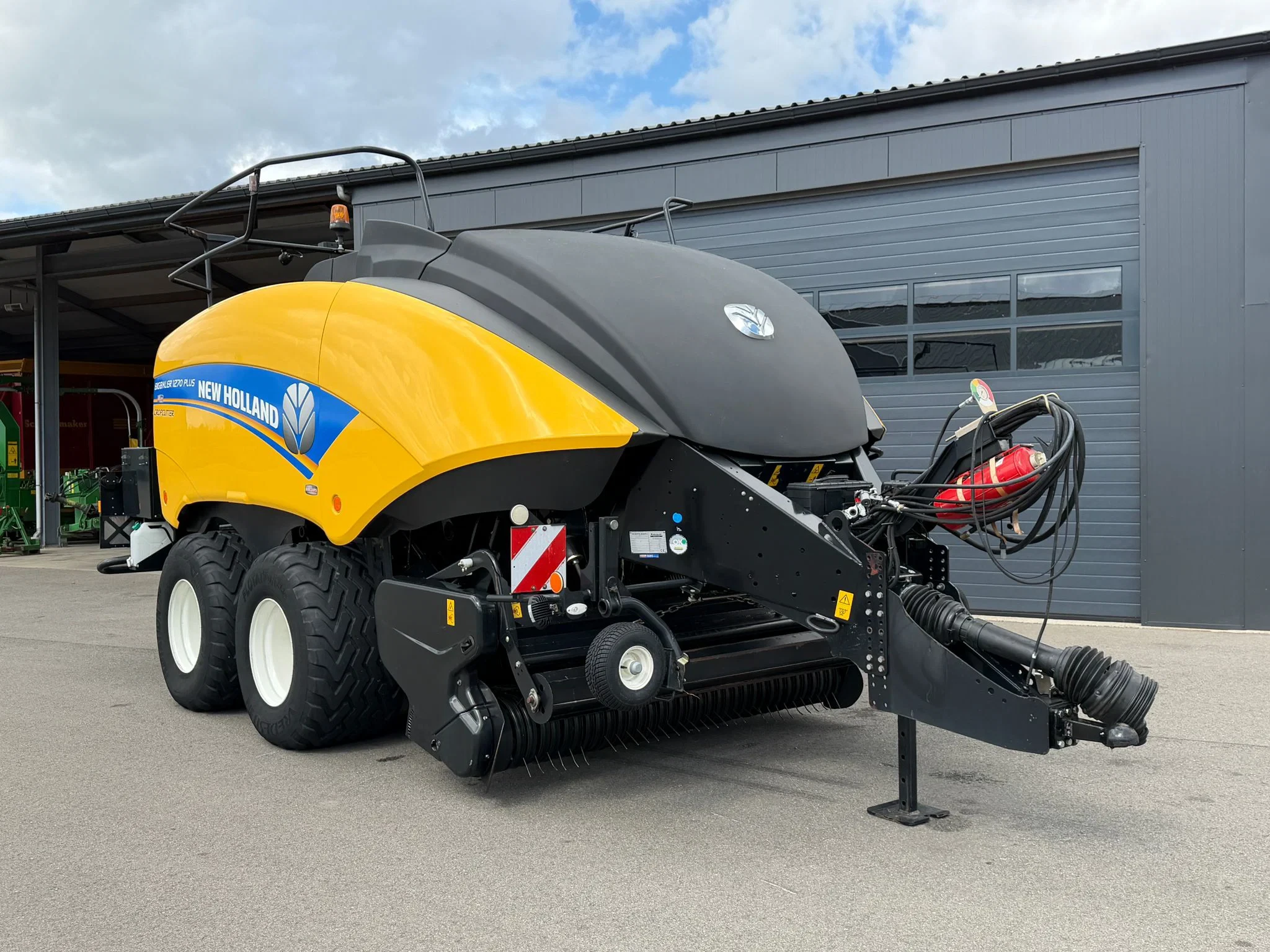 New Holland BIGBALER 1270 PLUS 2018 - BigBaler 1270 Plus CropCutter Vierkante balenpers afbeelding 1