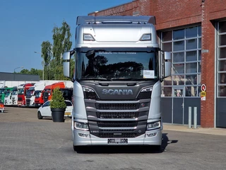 Scania R 2026 - R590 V8 NGS Highline 6x2 - NEW - 2.95WB - Retarder - Night clima - Leather - Alloy obrazek 2