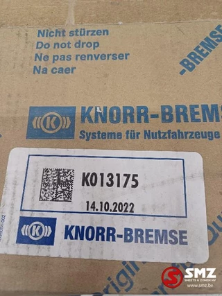 Mercedes-Benz N/A - Remklauw links + reparatieset Mercedes bild 7