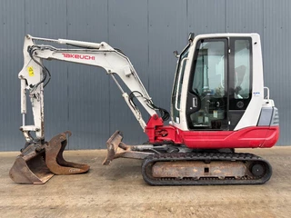 Takeuchi N/A 2010 - TB235 image 3
