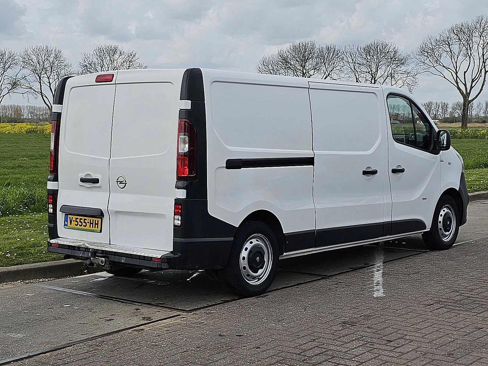 Opel Vivaro 2017 - 1.6 zdjęcie 3