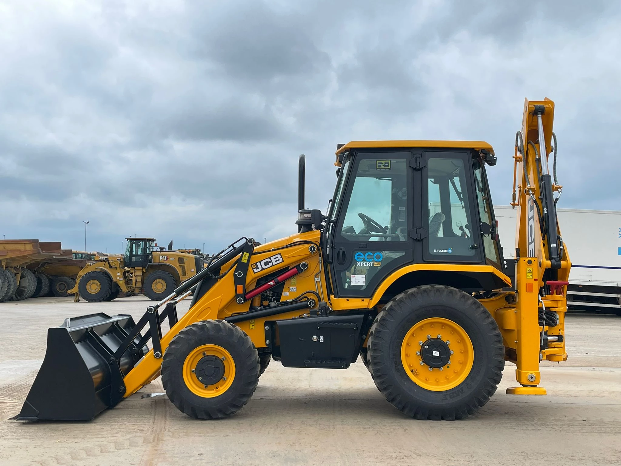 JCB 3DX 4x4 A/C Hammerlines 2026 afbeelding 1