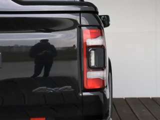 Dodge Ram 1500 2021 - 5.7 V8 4x4 Crew Cab Laramie obrazek 27