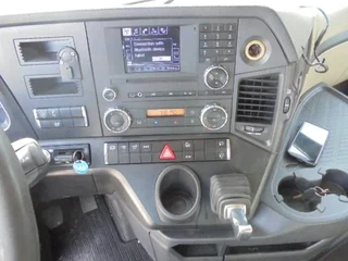 Mercedes-Benz Actros 2014 - 1840 obrazek 9