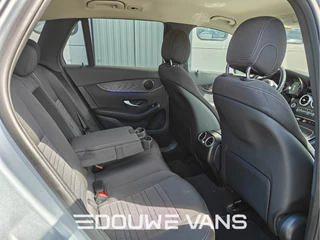 Mercedes-Benz GLC 2021 - 300e 4Matic Airco Ambiente Night Pakket Trekhaak obrazek 36