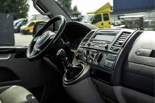 Volkswagen Transporter 2015 - TDI | L2H1 | Cruise | PDC zdjecie 9