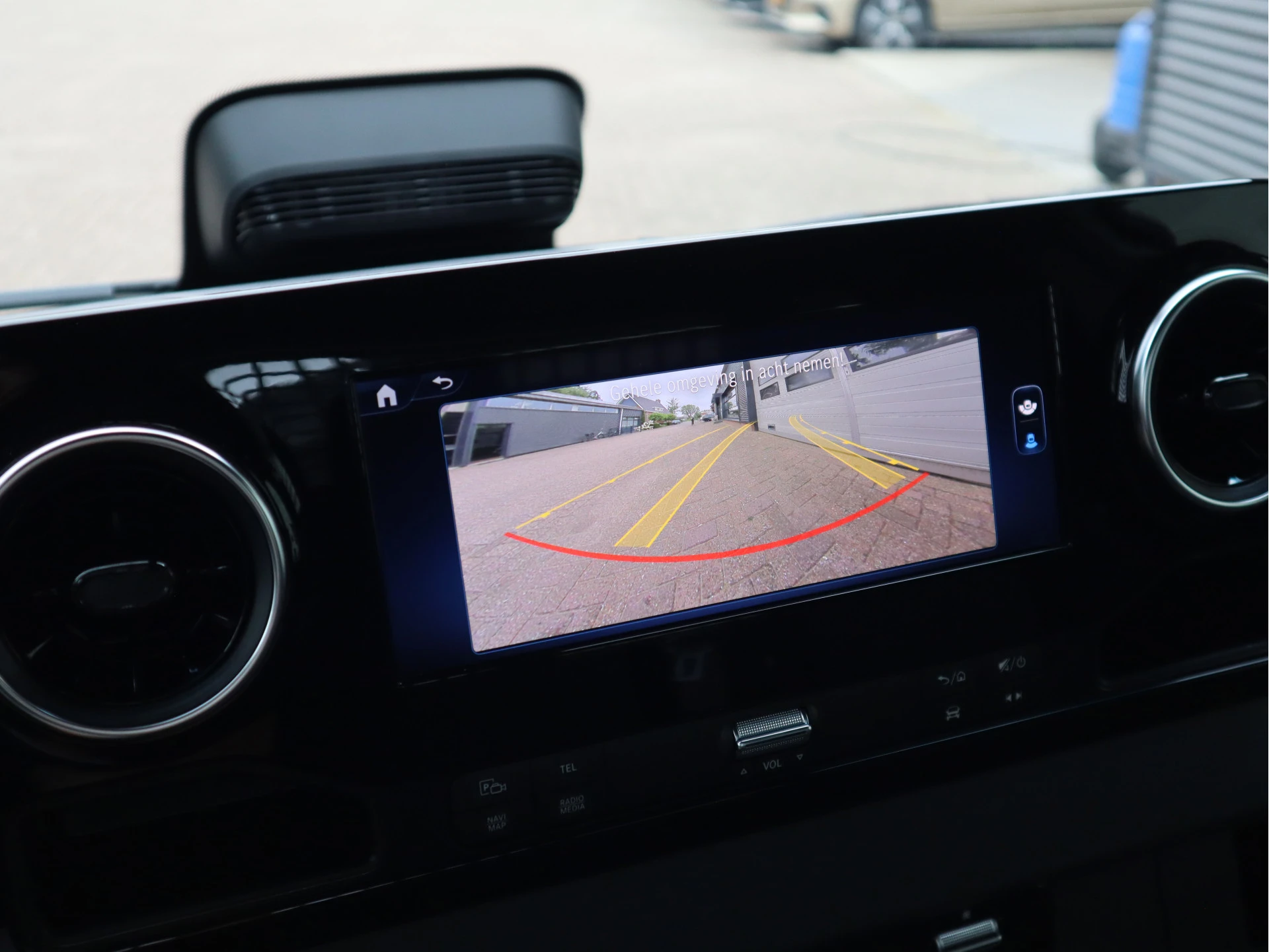 Mercedes-Benz eSprinter 2025 - 320 81kWh L3 Open Laadbak 430 cm - Select - MBUX - Camera afbeelding 13