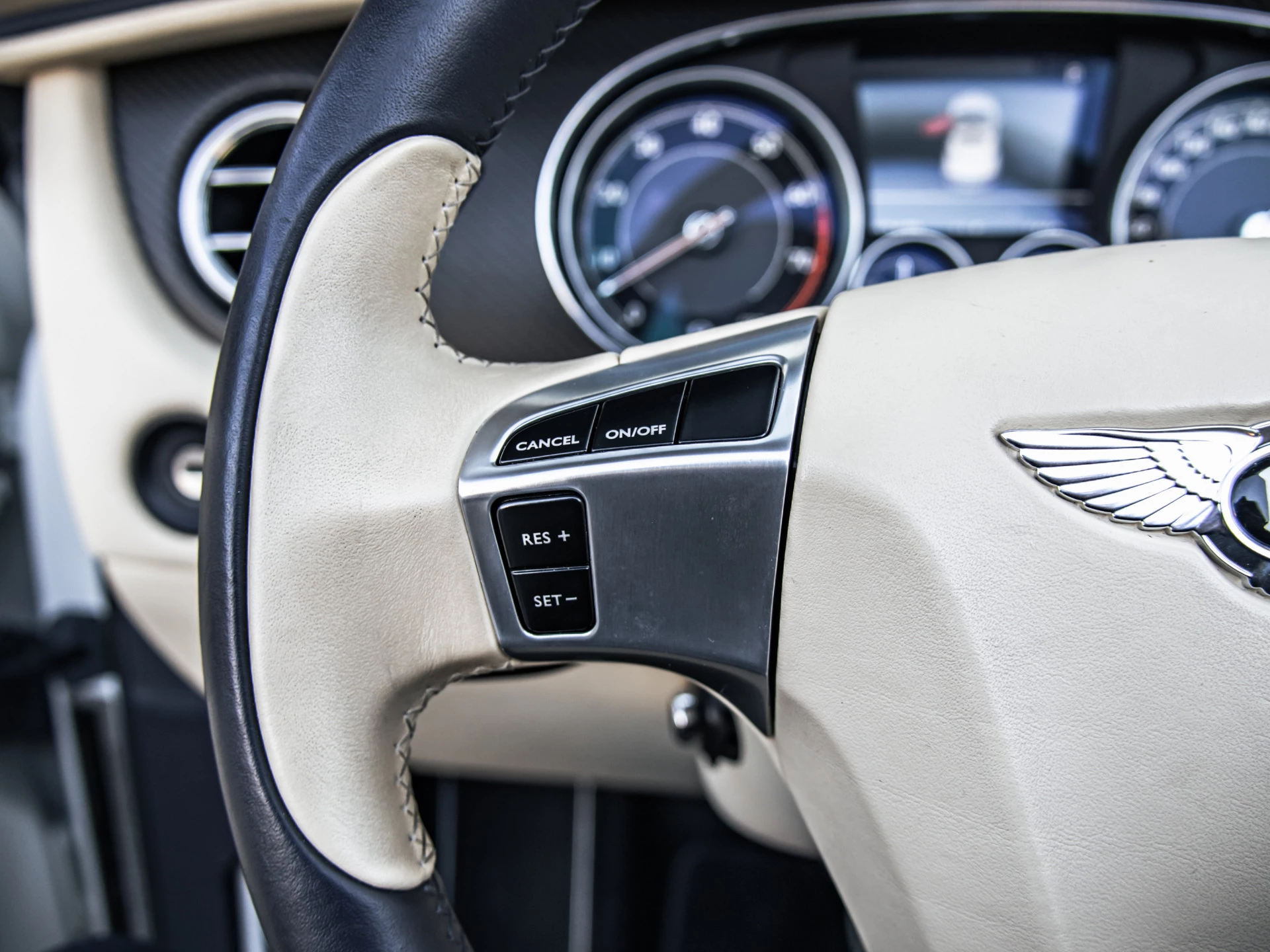 Bentley Continental GT 2012 - GTC | 4.0 V8 Bild 29