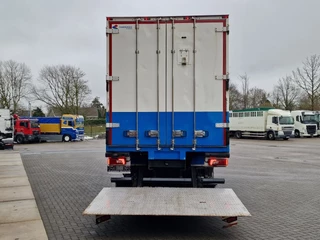 Scania P 2020 - P370 6x2*4 - Thermoking T-1000R Frigo - Bussbygg box - Hooks/Rohrbahnen/Vleeshang - Zepro loadlift - Retarder - Full air image 28