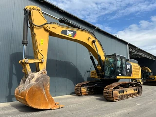 Cat 2017 - 352F en venta