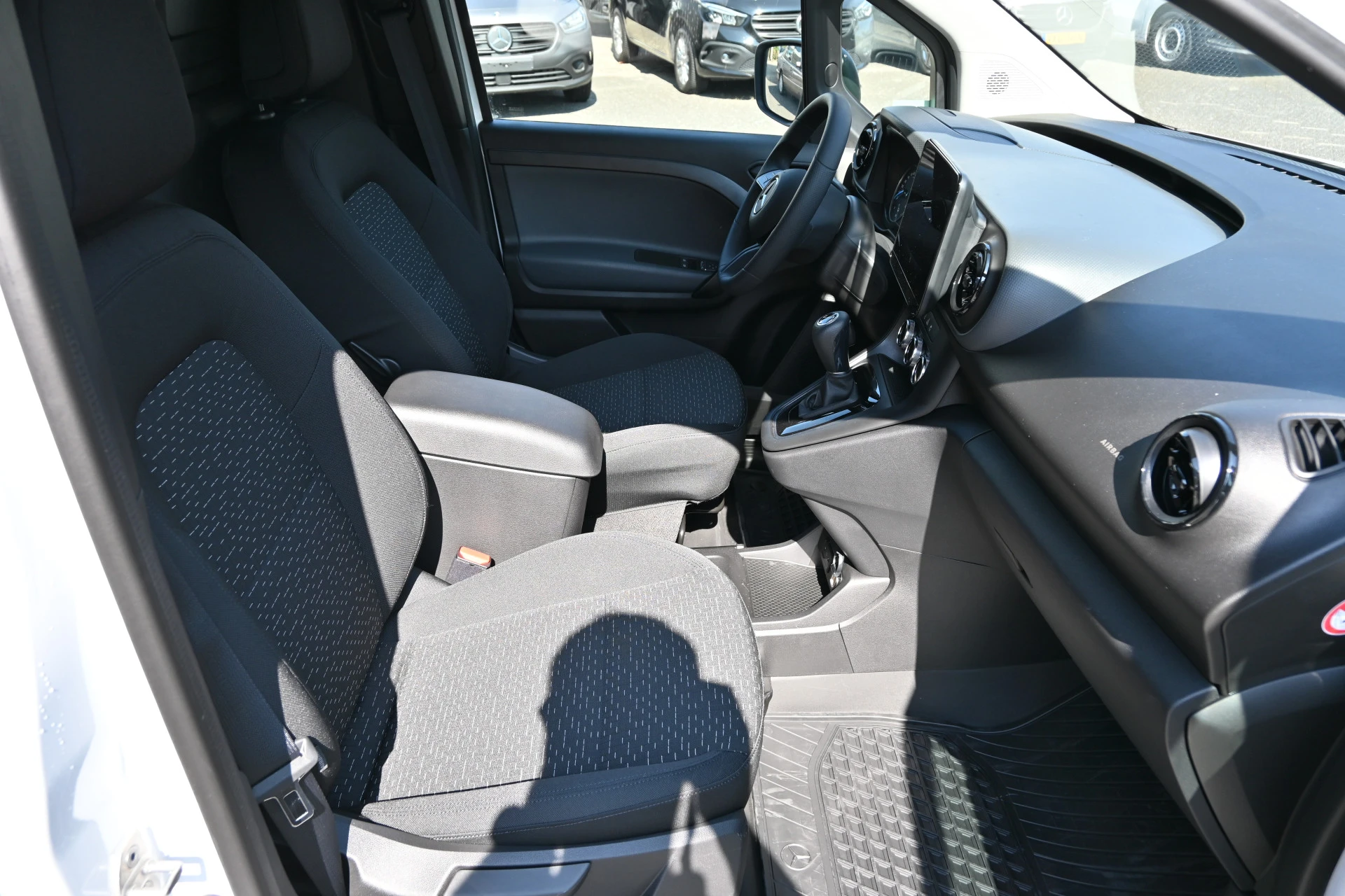 Mercedes-Benz eCitan 2026 - 112 Pro L1 51 kWh image 8
