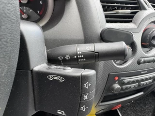 Renault Mégane 2005 - 1.6-16V Privilège Luxe APK tot 07-2027 obrazek 13