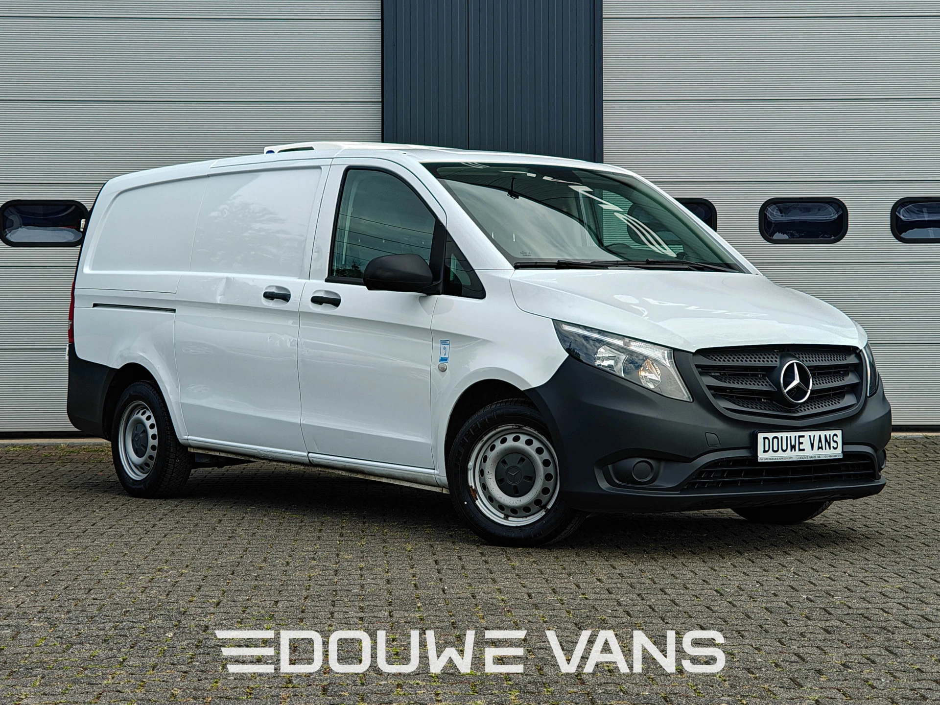 Mercedes-Benz Vito 2017 - 111 L2 Airco Koelwagen Airco Carrier Euro 6 afbeelding 1