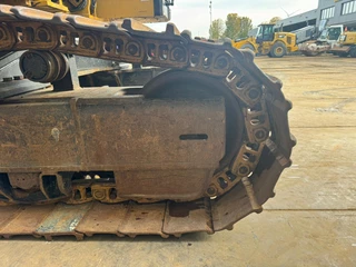 Caterpillar 374FL 2013 - N/A obrazek 17