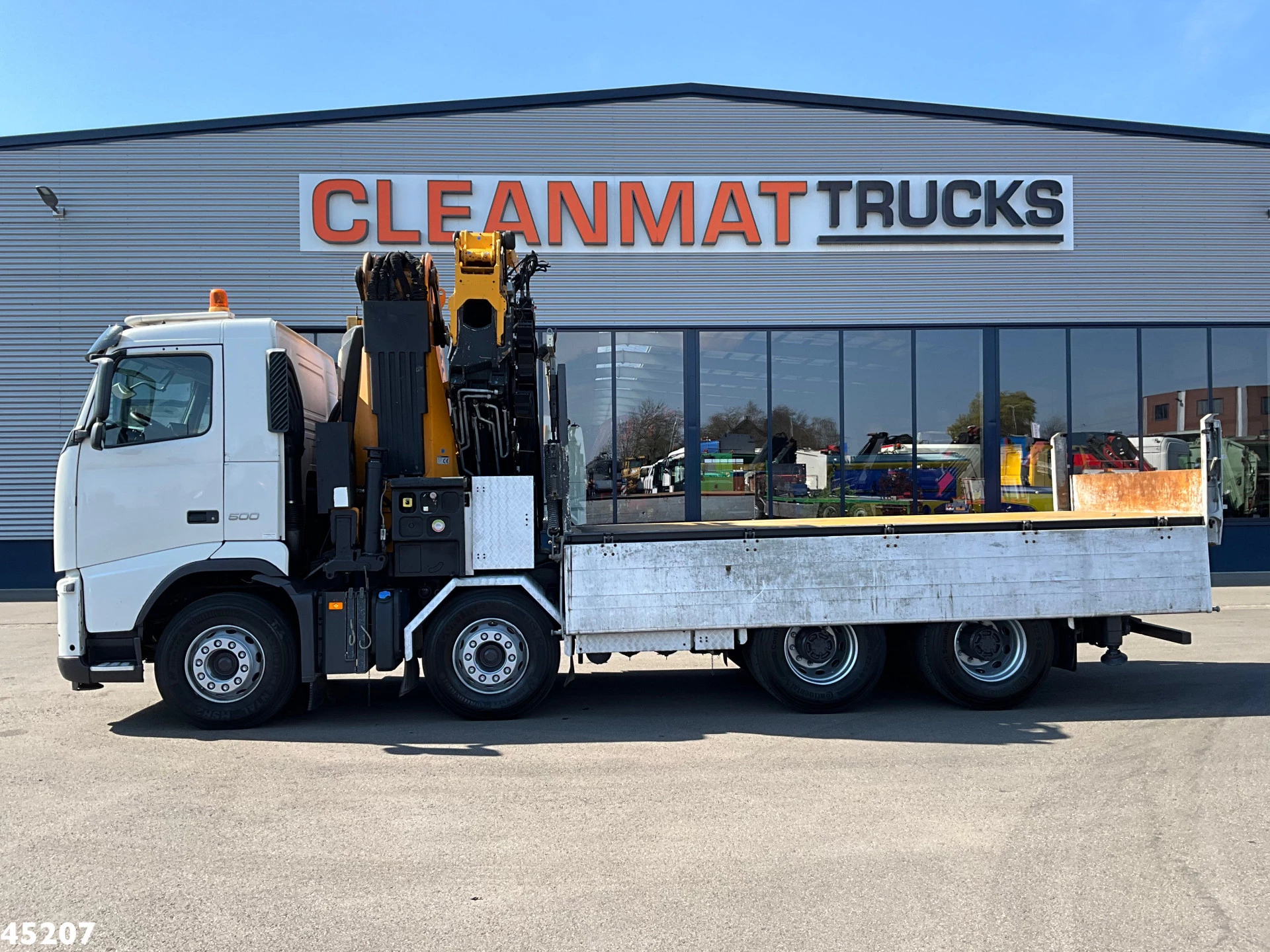 Volvo FH 2010 - 500 8x4 Effer 65 Tonmeter laadkraan + Fly-Jib Bild 7