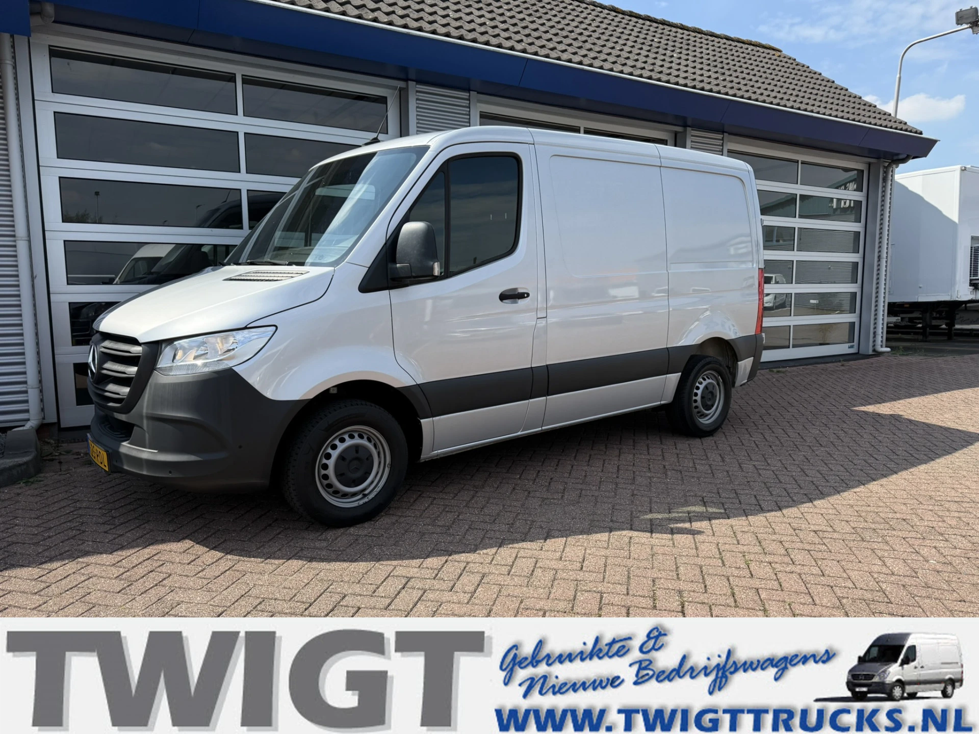 Mercedes-Benz Sprinter 2021 - 314 2.2 CDI L1H1 7"MBUX/Apple-Android carplay immagine 1