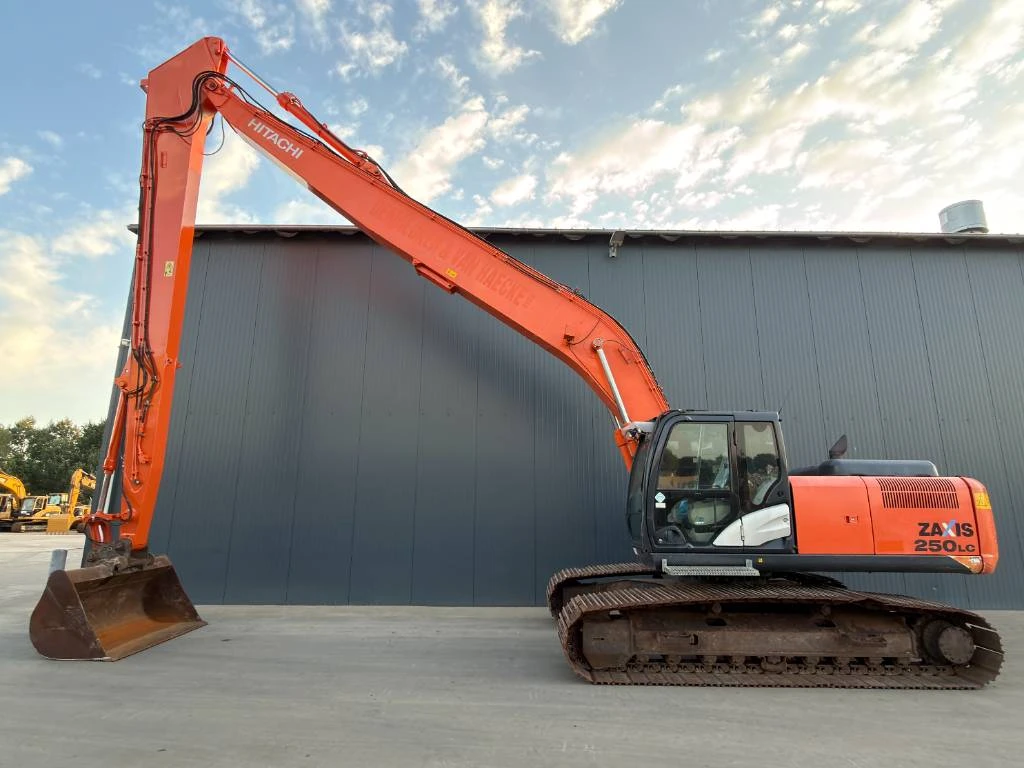 Hitachi 2016 - ZX250LC-5B Long Reach afbeelding 6