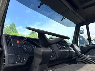 Mercedes-Benz SK 3234 1994 - B 8x4 FULL STEEL CHASSIS (V6 ENGINE / ZF16 MANUAL GEARBOX / REDUCTION AXLES / FULL STEEL SUSPENSION / P.T.O.) zdjecie 9