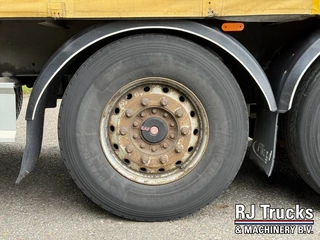 Fliegl SDS Curtainsider - Steer/Lift Axle | SAF | Forklift Mount | Boxes | S 2014 - N/A image 32