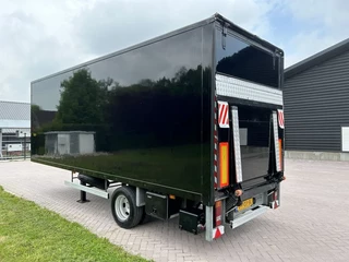 Veldhuizen N/A 2005 - Be oplegger 7.5 ton met laadklep 750 kg image 6