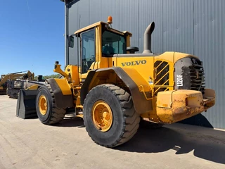 Volvo N/A 2008 - L120F obrazek 3