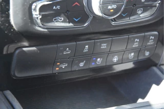 Dodge Ram 1500 2017 - 5.7 V8 4x4 Crew Cab Sport | Lucht | Mooi | image 11