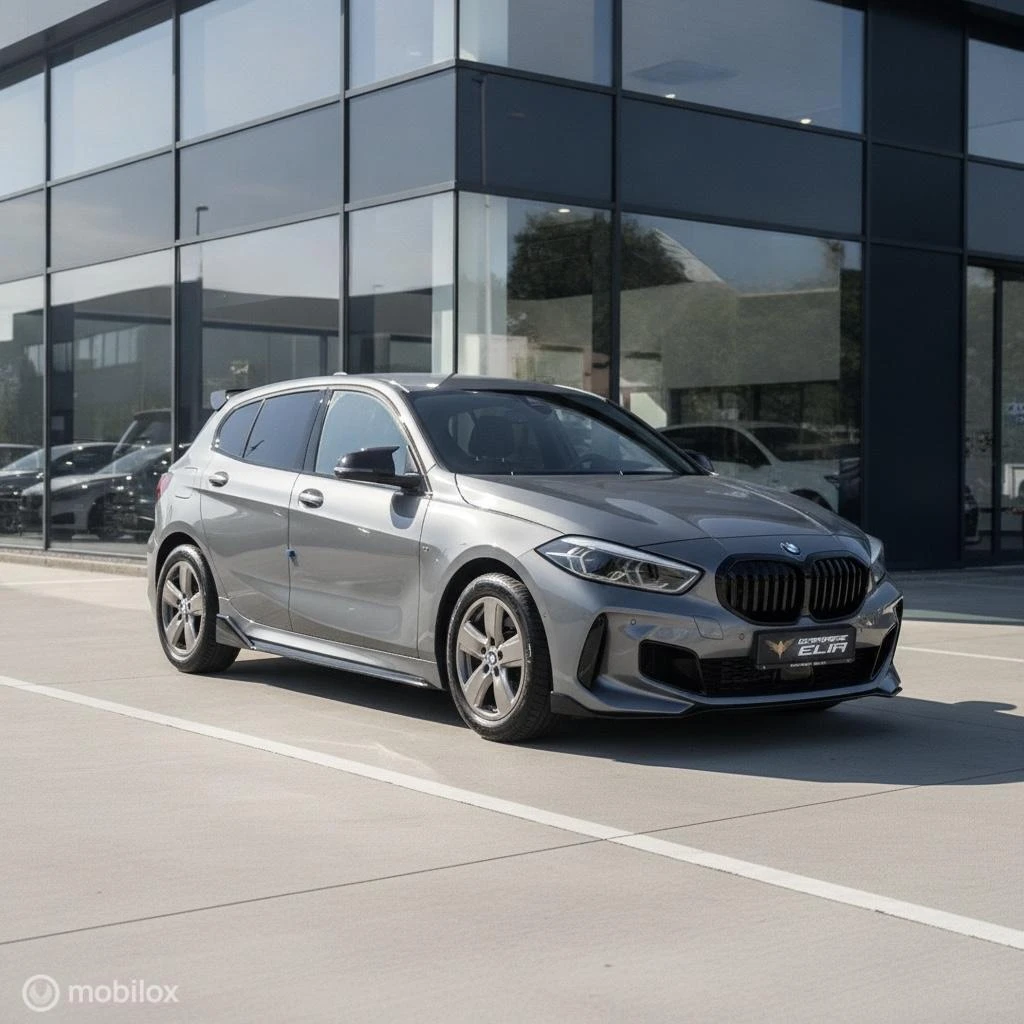 BMW 1 Serie 2022 - 118i M Sport Business | NAV | Camera| Automaat afbeelding 8