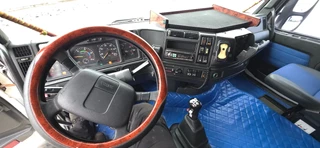 Volvo FH 1996 - 16 Very beautiful Volvo FH16 520, lots of horsepower, pulls like crazy obrazek 11