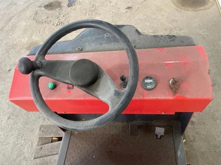UZHOU electric tractor / tow tractor (towing tractor) 2010 - N/A obrazek 5