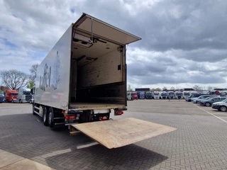 Volvo FM 2014 - 460 6x2 - Carrier 1250 Frigo - Full air - 5.60 WB - Loadlift - Euro 6 afbeelding 6