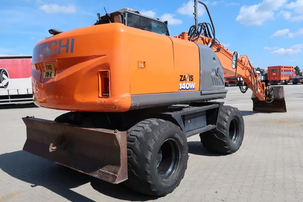 Hitachi 2009 - ZX140 W-3 afbeelding 4