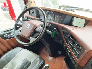 Volvo FH 2020 - 13.540 Globetrotter 6x4 - Lift axle - PTO/Hydraulic - Custom interior - Full air obrazek 11
